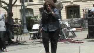LADY JAZ sings EVEN IN THE RAIN at Caesar Chavez Park