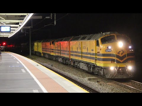 CLP14, CLP8, CLP17, ALF23 & CM3314 Leeds 2152S through Adelaide Showgrounds