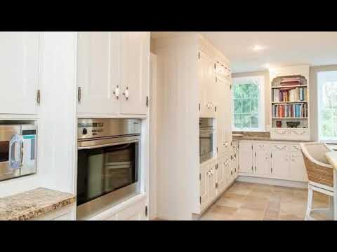 389 Grove St, Needham, MA - Listed by Debi Benoit