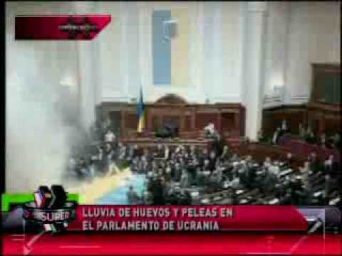 SuperXclusivo 4/27/10 - Peleas y Huevos en Ucrania (Ukraine)