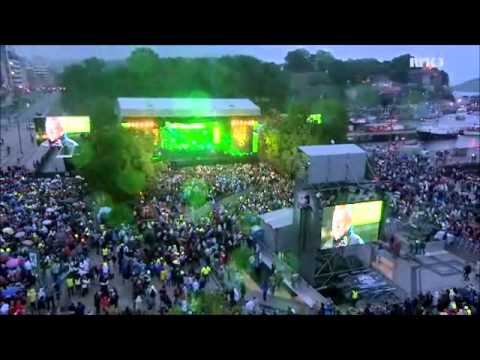 Hans Bollandsås - Moments Live Rådhusplassen 2011