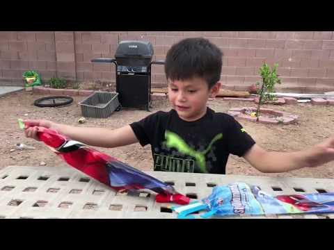Yosef first toy review !!! Spider-Man kite