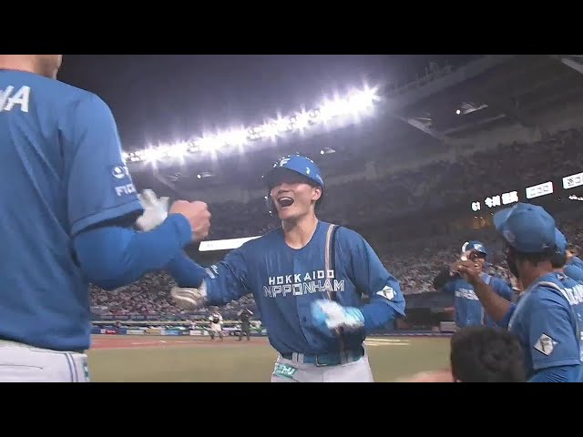 【5回表】今度は低い弾道でスタンドへ!! ファイターズ・清宮幸太郎の2打席連続となる第15号3ランホームラン!! 2022年9月13日 千葉ロッテマリーンズ 対 北海道日本ハムファイターズ