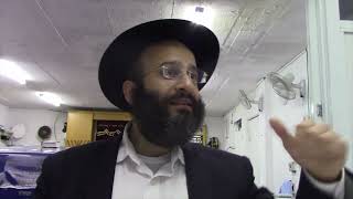 עצות קטנות לשליטה ברגשות (הרב אלחנן משה נחמנסון) - התמונה מוצגת ישירות מתוך אתר האינטרנט יוטיוב. זכויות היוצרים בתמונה שייכות ליוצרה. קישור קרדיט למקור התוכן נמצא בתוך דף הסרטון