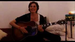 Julie Maria - Ude Af Mig Selv (Unplugged) (fra albummet 