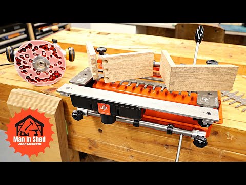 UJK Universal Dovetail Jig+Universal Router Base. First Impressions! Testing Half Blind Dovetails.