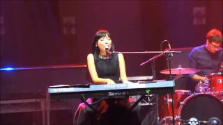 Dami Im - The Christmas Song -  14/12/14 @ John Legend Concert Adelaide