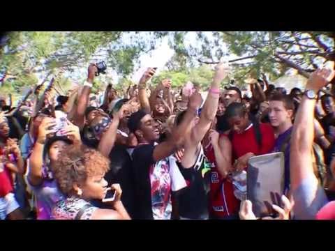 KB IN L.A. ! @KBURTON_25