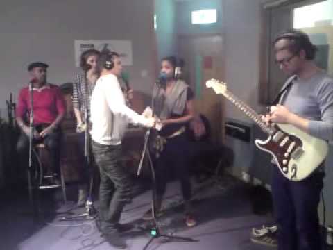 Gizelle Smith & The Mighty Mocambos: Interview on Craig Charles Funk and Soul Show