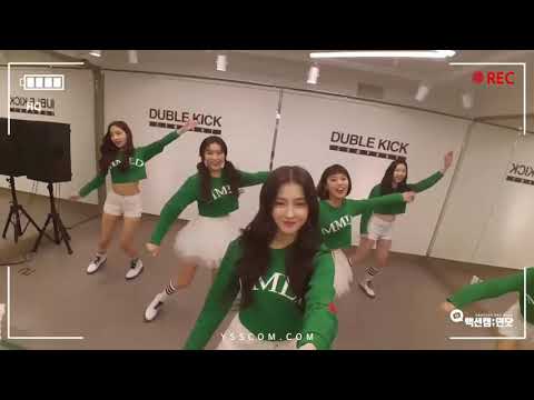 Momoland[모모랜드] Bboom Bboom [뿜뿜] [Instrumental]