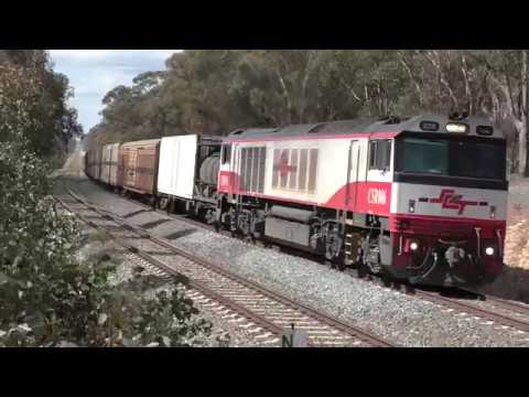 CSR006 on a late running 5BM9 near Avenel.  29-09-18.  13.40.42.