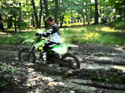 valy enduro pianu de jos