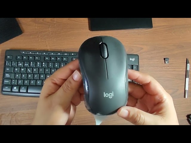 Vídeo relacionado con Logitech MK295 Silent Combinación de Teclado y Ratón Inalámbricos con SilentTouch, Seguimiento Óptico, Tecnología Inalámbrica sin Demoras, 90% Menos de Ruido, QWERTY Español, Negro
