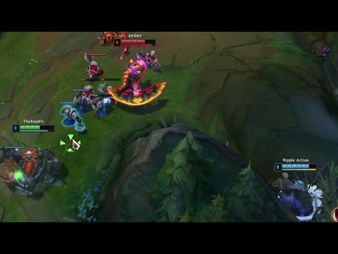 thebausffs meets an invincible Renekton LvL 1