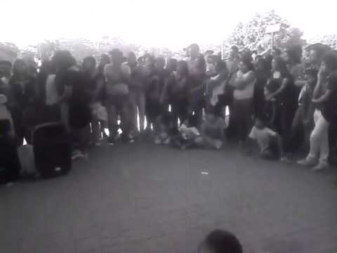 Los idolos del humor con alex del castillo