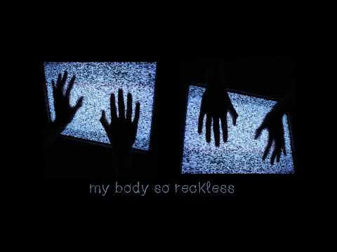 crumb - locket [lyrics]