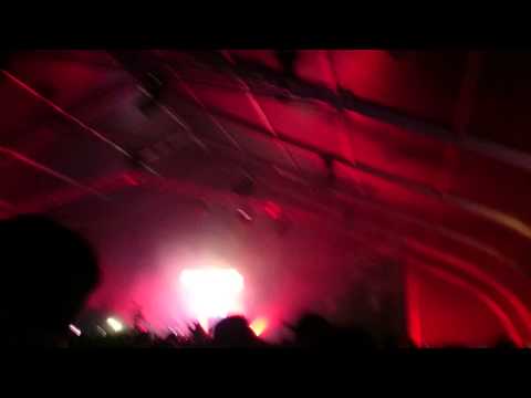 INVADERZ at the beatch - DJ GUV slice and dice