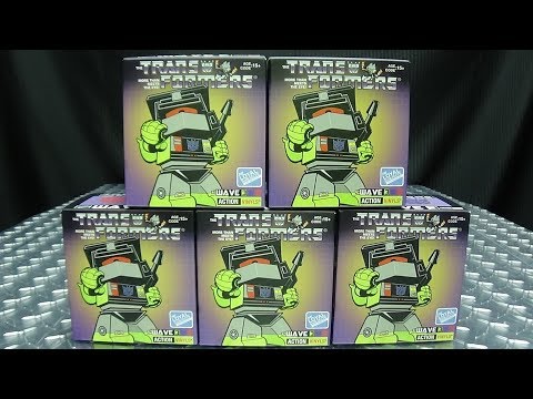 The Loyal Subjects Transformers ACTION VINYLS: EmGo's Transformers Reviews N' Stuff