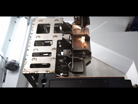 TRUMPF 3D laser processing: TruLaser Cell 3000 - highly dynamic 3D laser welding