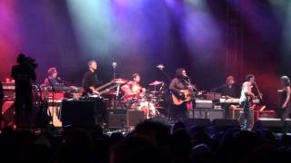 (HD) Wilco w/ Leslie Feist and Ed Droste - You Never Know- Keyspan Park - 7.13.09 (HD)