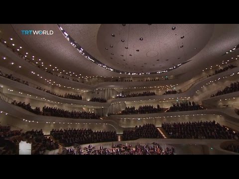 download lagu mp3 mp4 Hamburg Philharmonic Orchestra, download lagu Hamburg Philharmonic Orchestra gratis, unduh video klip Hamburg Philharmonic Orchestra