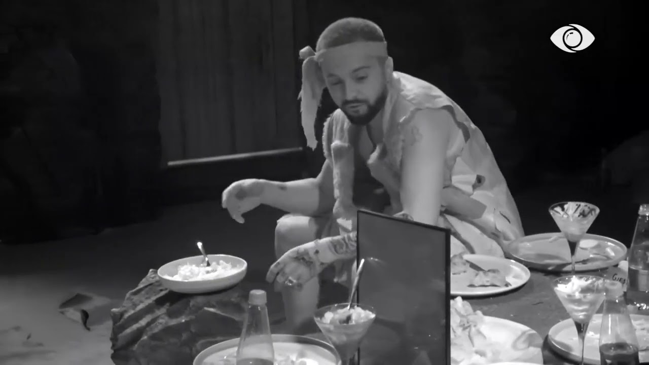 Do luaj me Eglin pasi të dal nga këtu/ Gjesti bisedon me banorët