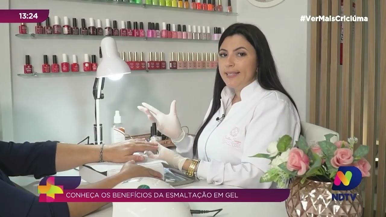 Esmalte em gel e a suas unhas mais fortes e linda I Ver Mais Criciúma