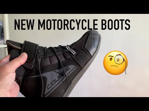 Course Shorty V2 Motorcycle Shoes from XLmoto are garbage