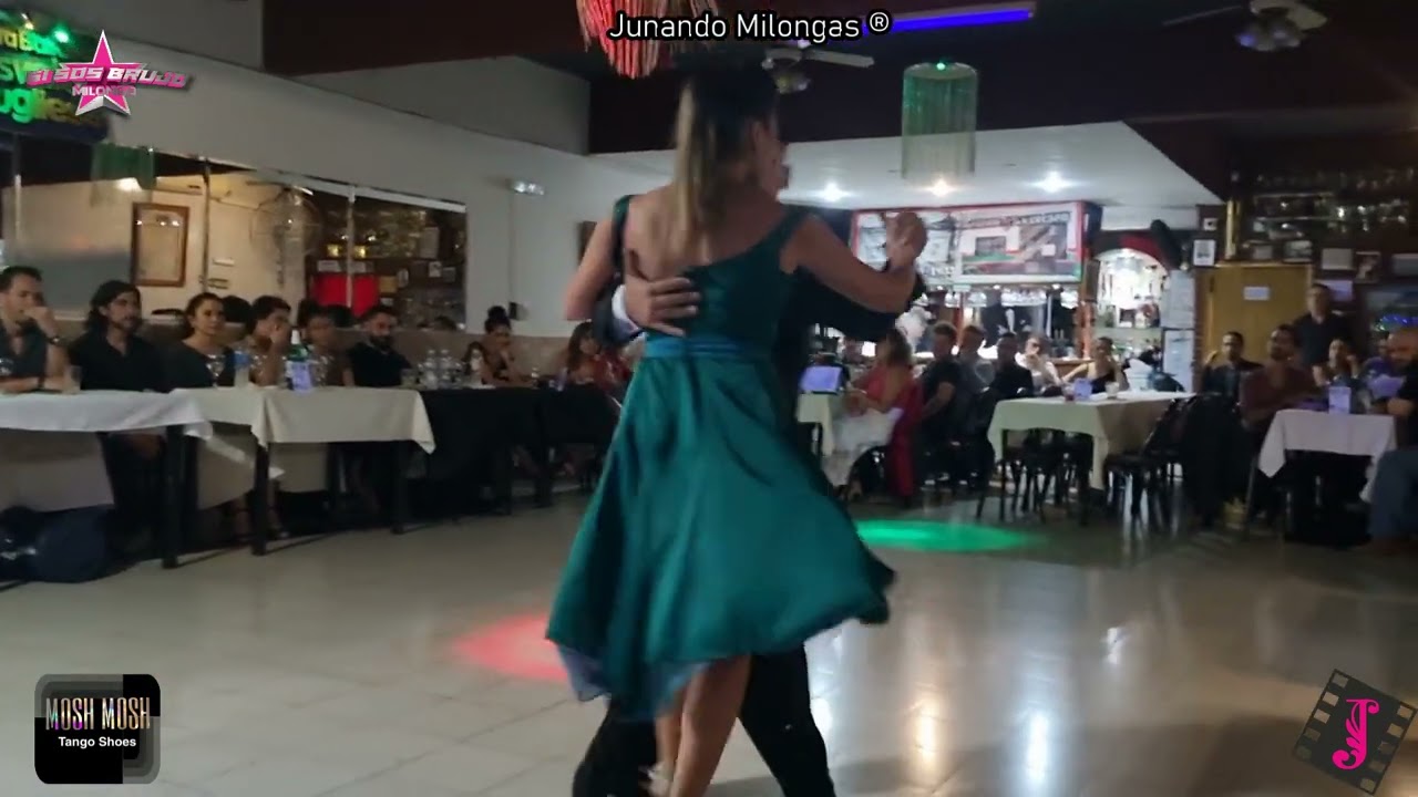 MORENA MARQUEZ & LUCIO GALVAN || Violetas (Tanturi /Alberto Castillo) [Vals]