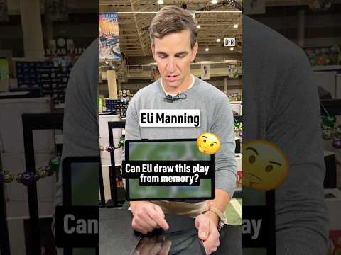 Eli draws up the game-winning SBXLII touchdown ✍️