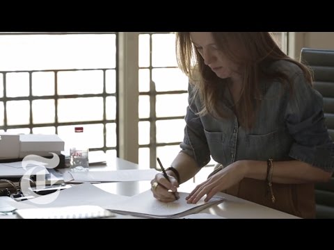 download lagu mp3 mp4 Clare Waight Keller, download lagu Clare Waight Keller gratis, unduh video klip Clare Waight Keller