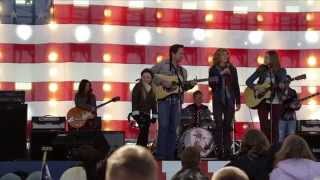 Nashville - Connie Britton, Charles Esten and The Stella Sisters Sing A Life That's Good