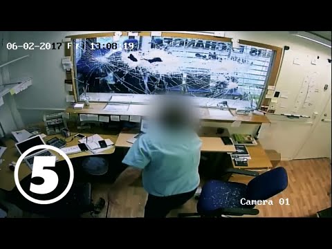 Trafikpoliserna | Ett väpnat rån följs av en intensiv biljakt som slutar riktigt illa