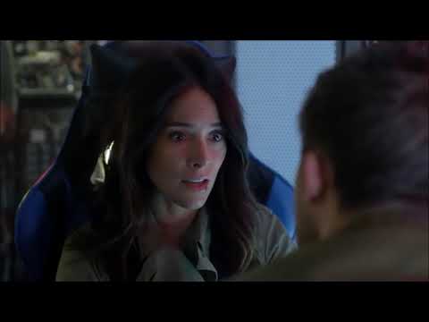 Timeless 2x12 - Wyatt and Lucy "Don't you call me "ma'am."