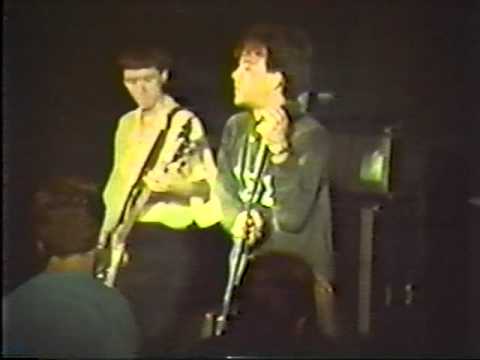 R.E.M. - 1.000.000 - Moral Kiosk (The Pier, Raleigh, NC. 1982-10-10) (Part 3/6)