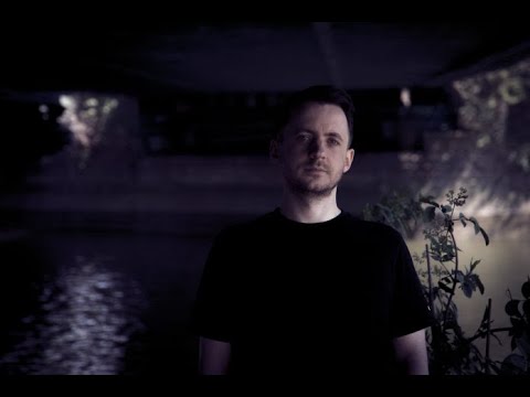 Premiere: Basis Change – Asymptote (The Gods Planet)