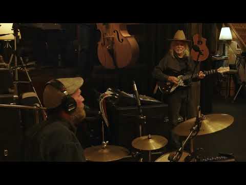 Stuff That Works - written by Guy Clark and Rodney Crowell - performed by The Unsung Heroes