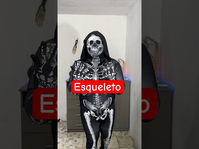 Vídeo relacionado con Funidelia Disfraz de esqueleto brilla en la oscuridad para hombre, Incluye mono y pasamontañas - Traje para adultos para fiestas, Carnaval y Halloween, Talla XL