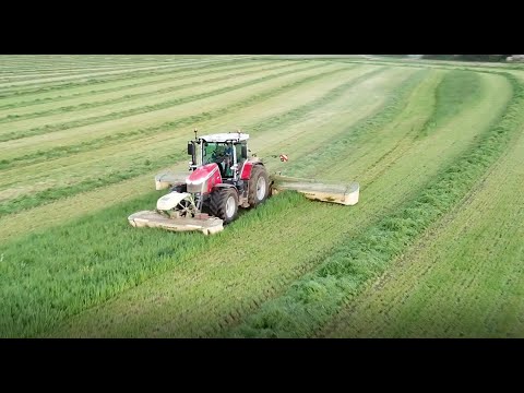 Fauche MF 8s205 avec un ensemble Krone 9m