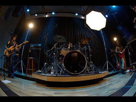 Cracklin’Groove - Euphonia (Lorena Braco)              (Official Vídeo)