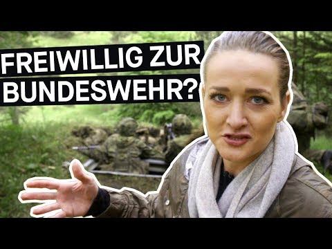Wer geht heute noch freiwillig zur Bundeswehr? || PULS Reportage