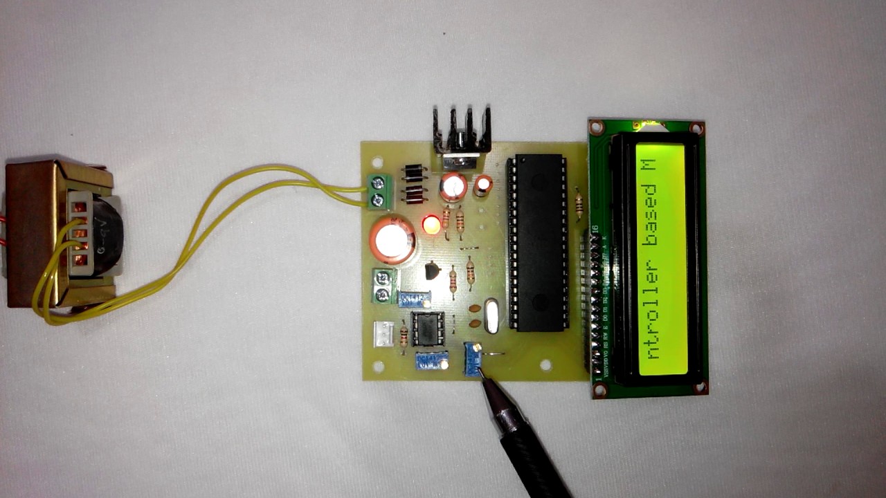 Microcontroller based Moving Message Display On LCD - 8051 Mini Project