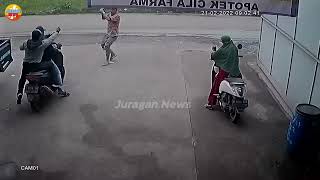 Download lagu MALING TERPOJOK & TERTANGKAP POLISI & WARGA !! Mungkin Inilah Kali Terakhir Mereka Lakukan Aksinya mp3 Download lagu MALING TERPOJOK & TERTANGKAP POLISI & WARGA !! Mungkin Inilah Kali Terakhir Mereka Lakukan Aksinya mp3