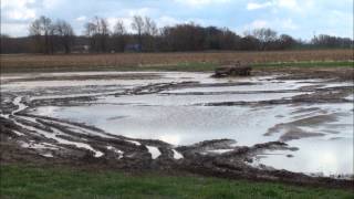 preview picture of video 'STEWARTS  MUD BOG VIDEO ONE OF SIX   STANTON, MI  5-3-14'