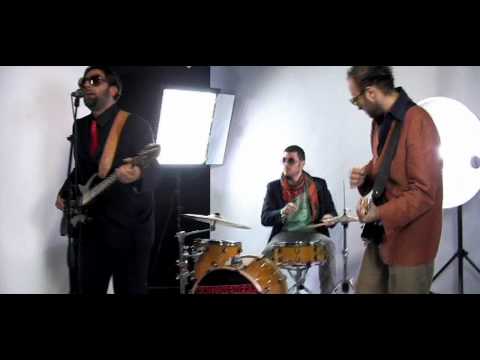 Radiovenere Grungers - Cronache Marziane (Official Music Video)
