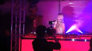 Paris Hilton Introduces Manika to the Stage
