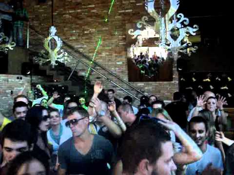 Preview COLOURS 03.03.2012 - Fran Bortolossi + Beto Biasio