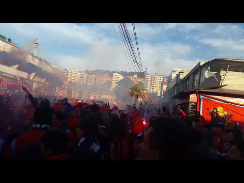 "MAREA ROJA- CLUB DEPORTIVO EL NACIONAL" Barra: Marea Roja • Club: El Nacional