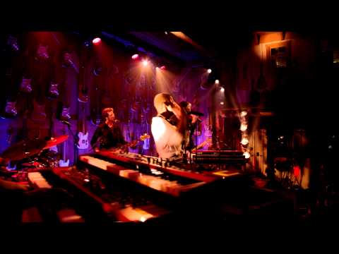 Spark - Fitz And The Tantrums
