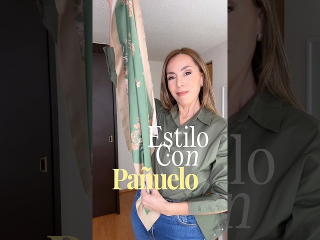 Vídeo relacionado con DRESHOW 4 Pack Pañuelos Satén Cuadrados Grandes Pelo Accesorios Seda de Playa Estampado Clásico para Mujer